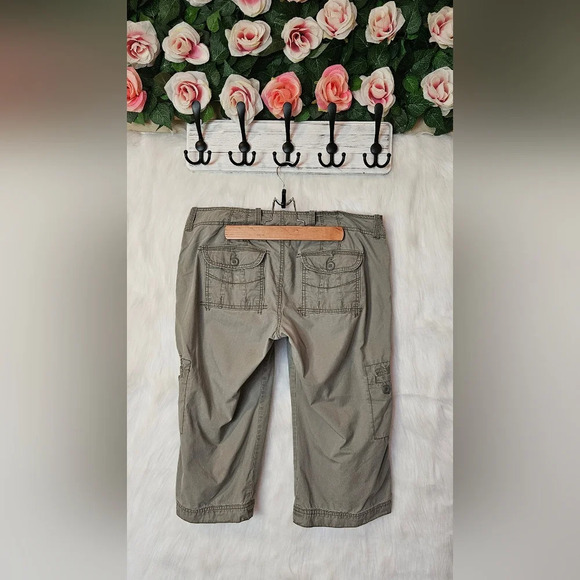 Smart Set Classic Soft Cargo Shorts - Picture 3 of 6